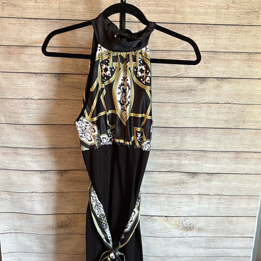 Small le Chateau halter neck dress with ribbon belt